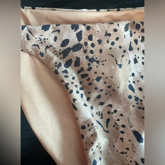 Agua Bendita Animal Print Bikini Bottoms for Girls - Picture 4 of 9